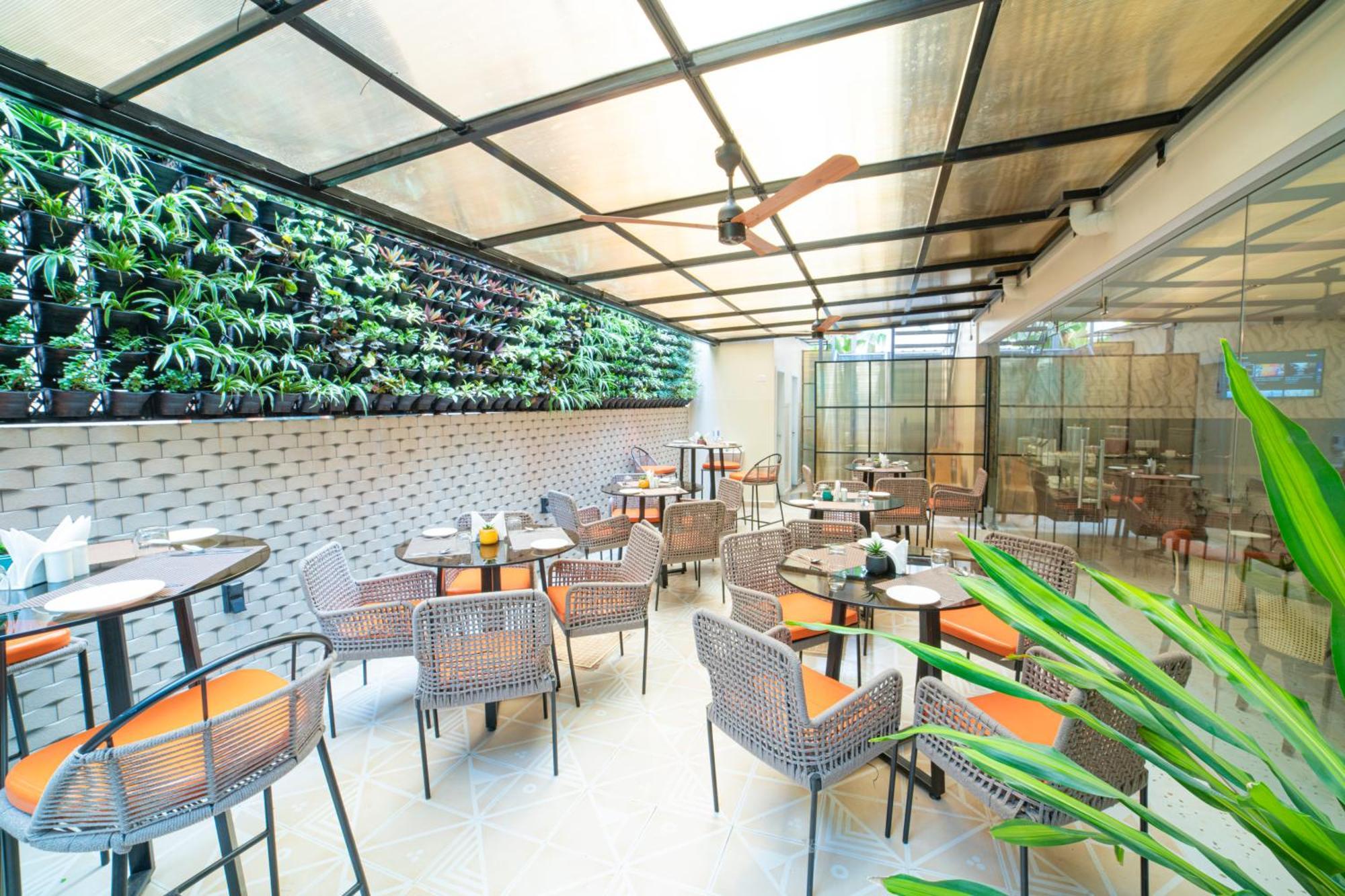 The Beacon Hotel Visakhapatnam Dış mekan fotoğraf