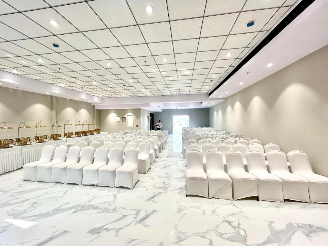The Beacon Hotel Visakhapatnam Dış mekan fotoğraf